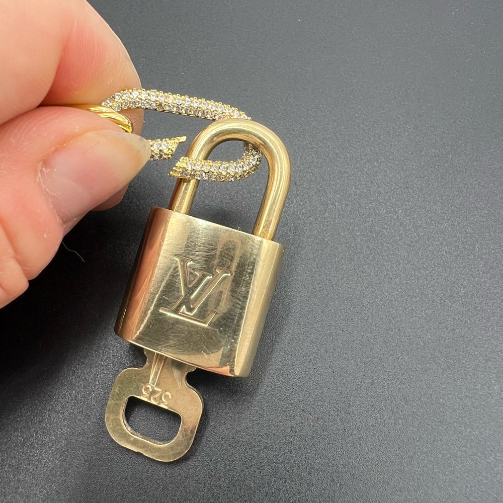 LV lock and key authentic comes with cute chain! - Picture 5 of 5